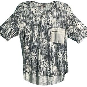 Forever 21 top size XS short sleeve zipper pocket hi/lo smile hem black/cream